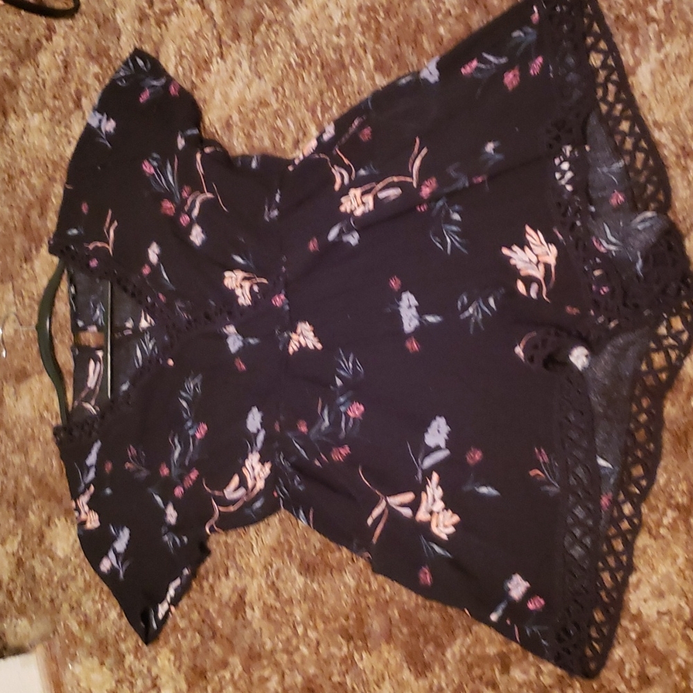 Romper Kendall & Kylie size xsmall XS
